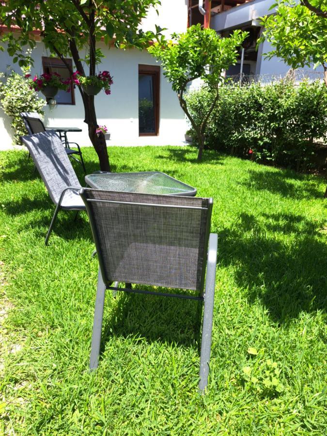 דירות ניאה סקיוני Citrus Garden מראה חיצוני תמונה